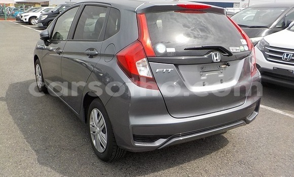 اشتري مستعمل Honda FIT Silver سيارة في Butha–Buthe في Thaba-Tseka اشتري مستعمل Honda FIT Silver سيارة في Butha–Buthe في Thaba-Tseka