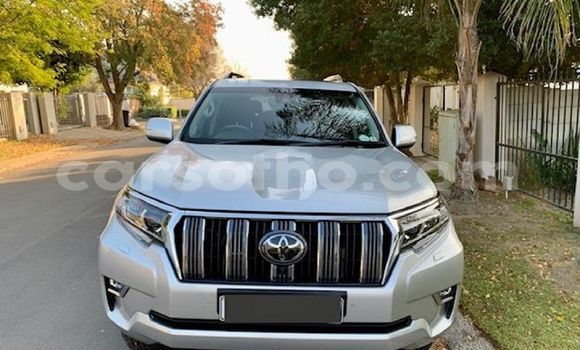 اشتري مستعمل Toyota Land Cruiser Prado Silver سيارة في Butha–Buthe في Thaba-Tseka اشتري مستعمل Toyota Land Cruiser Prado Silver سيارة في Butha–Buthe في Thaba-Tseka