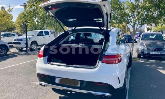 اشتري مستعمل Mercedes-Benz AMG GLE Coupe White سيارة في Butha Buthe في Butha-Buthe اشتري مستعمل Mercedes-Benz AMG GLE Coupe White سيارة في Butha Buthe في Butha-Buthe