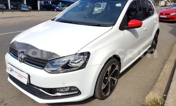 اشتري مستعمل Volkswagen Polo White سيارة في Butha Buthe في Butha-Buthe اشتري مستعمل Volkswagen Polo White سيارة في Butha Buthe في Butha-Buthe