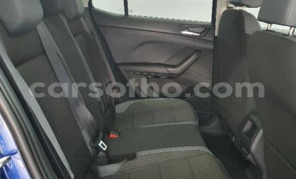 اشتري مستعمل Volkswagen T-Roc Blue سيارة في Butha–Buthe في Thaba-Tseka اشتري مستعمل Volkswagen T-Roc Blue سيارة في Butha–Buthe في Thaba-Tseka