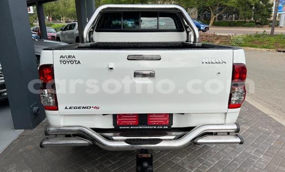 اشتري مستعمل Toyota Hilux White سيارة في Maseru في Maseru اشتري مستعمل Toyota Hilux White سيارة في Maseru في Maseru