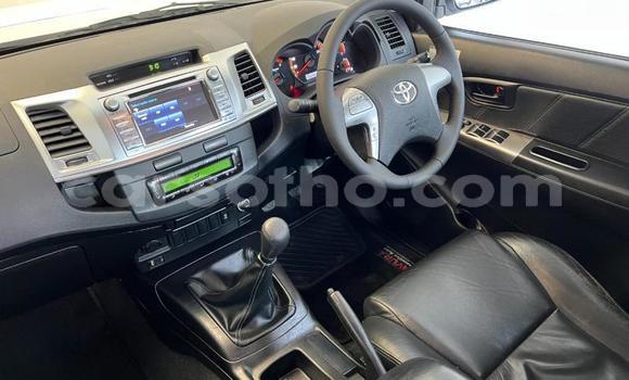 اشتري مستعمل Toyota Hilux White سيارة في Maseru في Maseru اشتري مستعمل Toyota Hilux White سيارة في Maseru في Maseru