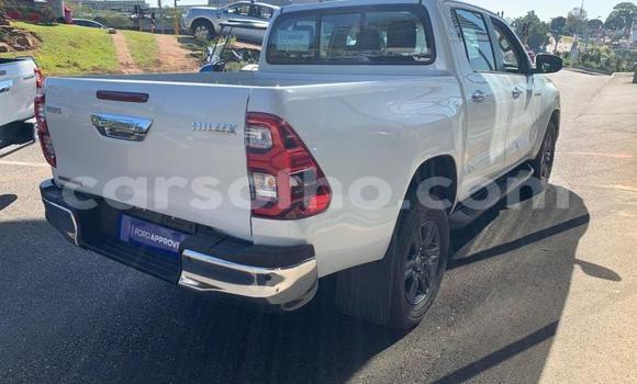 Acheter Occasion Voiture Toyota Hilux Blanc à Maseru, Maseru Acheter Occasion Voiture Toyota Hilux Blanc à Maseru, Maseru