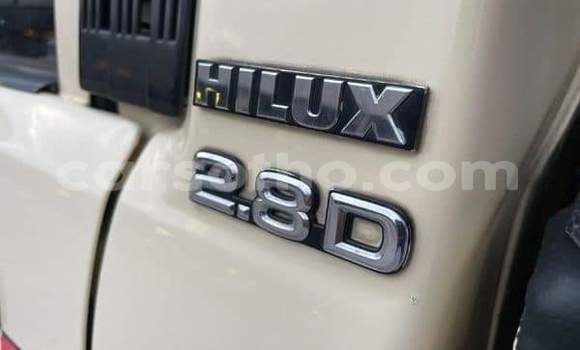 Sayi Na hannu Toyota Hilux Brown Mota in Maseru a Maseru Sayi Na hannu Toyota Hilux Brown Mota in Maseru a Maseru