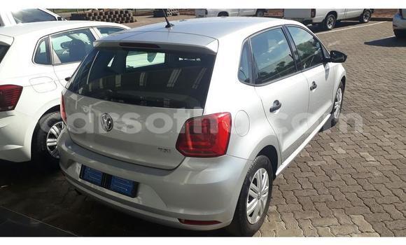 Sayi Na hannu Volkswagen Polo Silver Mota in Roma a Maseru Sayi Na hannu Volkswagen Polo Silver Mota in Roma a Maseru
