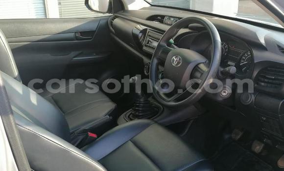 اشتري مستعمل Toyota Hilux Silver سيارة في Maseru في Maseru اشتري مستعمل Toyota Hilux Silver سيارة في Maseru في Maseru
