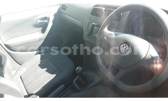 Sayi Na hannu Volkswagen Polo Silver Mota in Roma a Maseru Sayi Na hannu Volkswagen Polo Silver Mota in Roma a Maseru