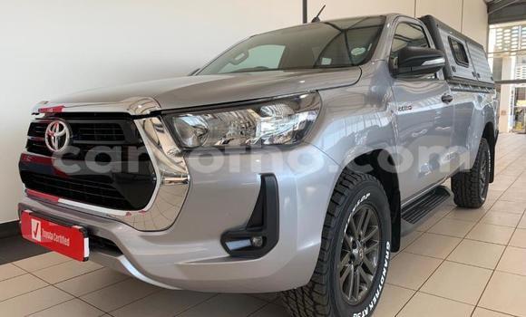 Buy Used Toyota Hilux Silver Car in Maseru in Maseru Buy Used Toyota Hilux Silver Car in Maseru in Maseru