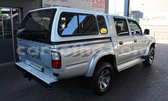 Sayi Na hannu Toyota Hilux Red Mota in Maseru a Maseru Sayi Na hannu Toyota Hilux Red Mota in Maseru a Maseru