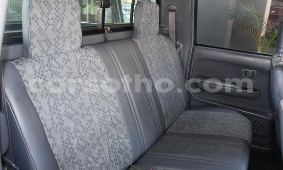 Sayi Na hannu Toyota Hilux Red Mota in Maseru a Maseru Sayi Na hannu Toyota Hilux Red Mota in Maseru a Maseru