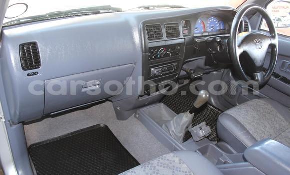 Sayi Na hannu Toyota Hilux Red Mota in Maseru a Maseru Sayi Na hannu Toyota Hilux Red Mota in Maseru a Maseru
