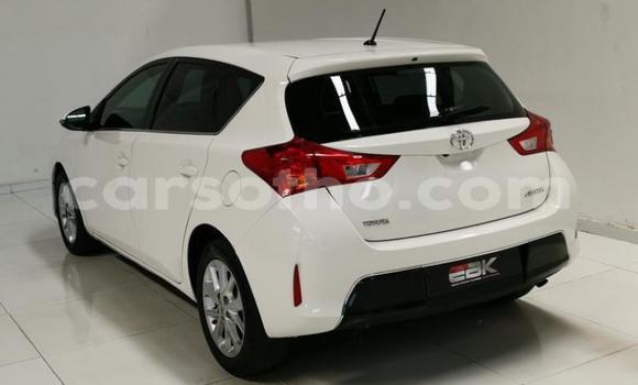 اشتري مستعمل Toyota Auris White سيارة في Maseru في Maseru اشتري مستعمل Toyota Auris White سيارة في Maseru في Maseru