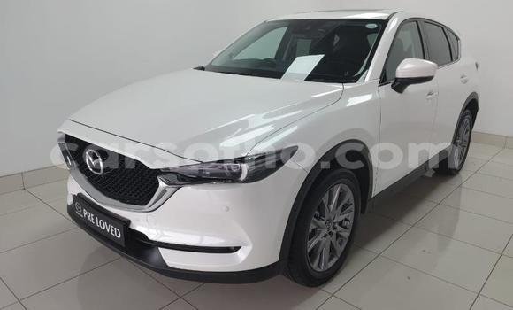 Sayi Na hannu Mazda CX-5 White Mota in Maseru a Maseru Sayi Na hannu Mazda CX-5 White Mota in Maseru a Maseru
