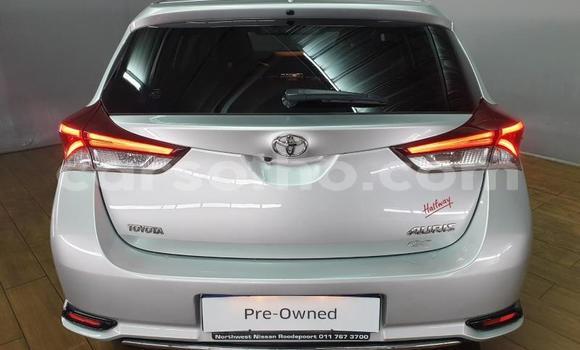 Sayi Na hannu Toyota Auris Silver Mota in Maseru a Maseru Sayi Na hannu Toyota Auris Silver Mota in Maseru a Maseru