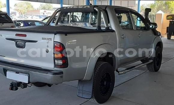 Buy Used Toyota Hilux Brown Car in Maseru in Maseru Buy Used Toyota Hilux Brown Car in Maseru in Maseru