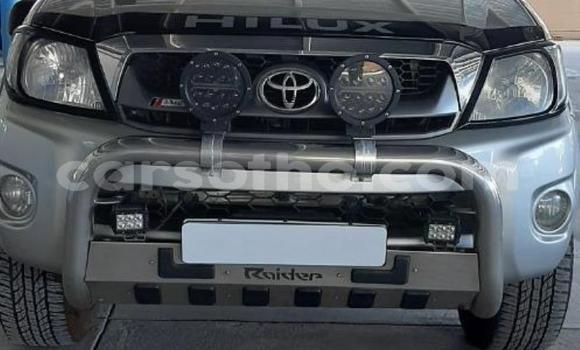 Buy Used Toyota Hilux Brown Car in Maseru in Maseru Buy Used Toyota Hilux Brown Car in Maseru in Maseru