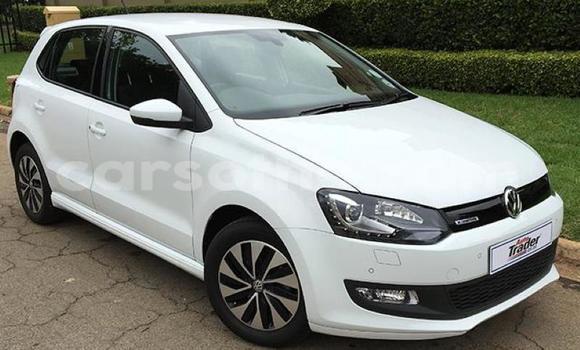 اشتري مستعمل Volkswagen Polo White سيارة في Maseru في Maseru اشتري مستعمل Volkswagen Polo White سيارة في Maseru في Maseru