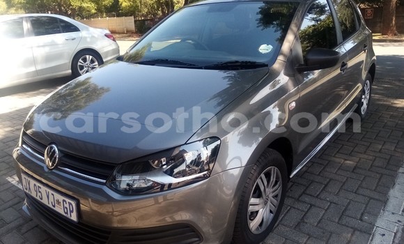 اشتري مستعمل Volkswagen Polo Silver سيارة في Maseru في Maseru اشتري مستعمل Volkswagen Polo Silver سيارة في Maseru في Maseru