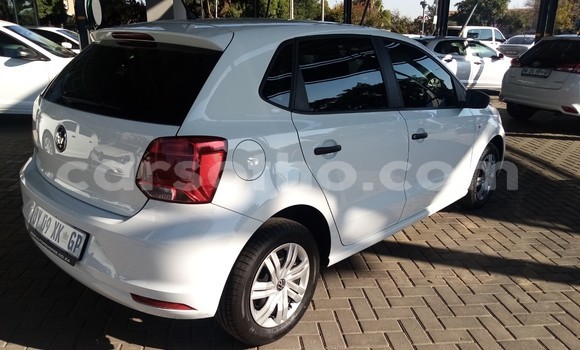 Acheter Occasion Voiture Volkswagen Polo Blanc à Maseru, Maseru Acheter Occasion Voiture Volkswagen Polo Blanc à Maseru, Maseru
