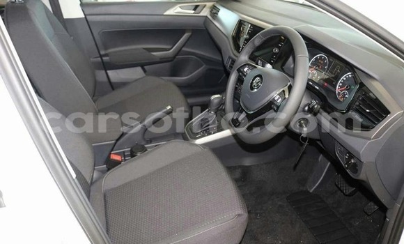 اشتري مستعمل Volkswagen Polo White سيارة في Maseru في Maseru اشتري مستعمل Volkswagen Polo White سيارة في Maseru في Maseru