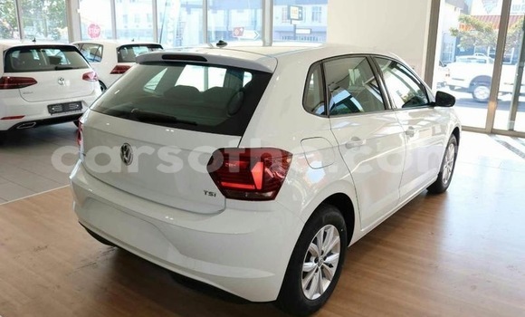 اشتري مستعمل Volkswagen Polo White سيارة في Maseru في Maseru اشتري مستعمل Volkswagen Polo White سيارة في Maseru في Maseru