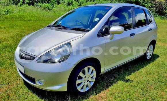 Sayi Na hannu Honda FIT Silver Mota in Maseru a Maseru Sayi Na hannu Honda FIT Silver Mota in Maseru a Maseru