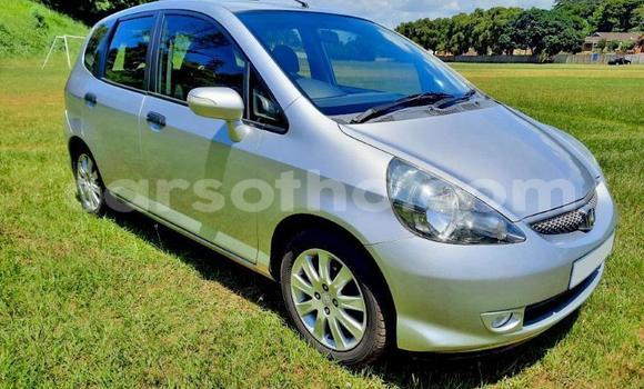 Sayi Na hannu Honda FIT Silver Mota in Maseru a Maseru Sayi Na hannu Honda FIT Silver Mota in Maseru a Maseru