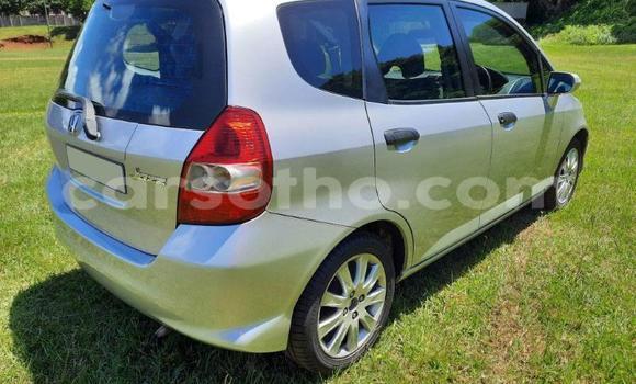 Sayi Na hannu Honda FIT Silver Mota in Maseru a Maseru Sayi Na hannu Honda FIT Silver Mota in Maseru a Maseru
