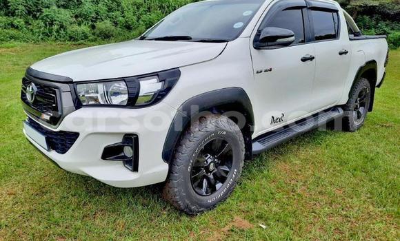 Buy Used Toyota Hilux White Car in Maseru in Maseru Buy Used Toyota Hilux White Car in Maseru in Maseru