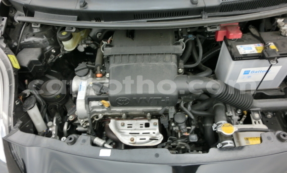 Buy Used Toyota Vitz Black Car in Maseru in Maseru Buy Used Toyota Vitz Black Car in Maseru in Maseru