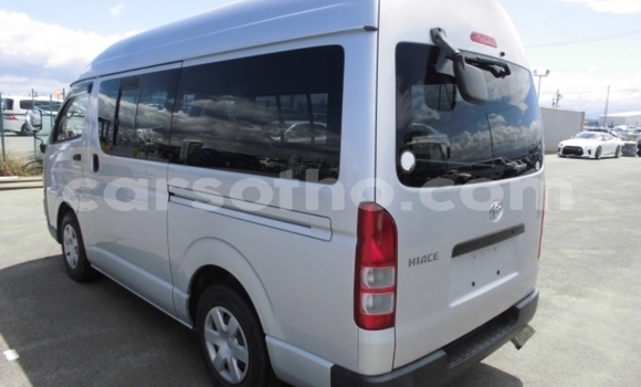 اشتري مستعمل Toyota Hiace Silver سيارة في Maseru في Maseru اشتري مستعمل Toyota Hiace Silver سيارة في Maseru في Maseru