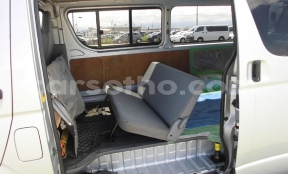 اشتري مستعمل Toyota Hiace Silver سيارة في Maseru في Maseru اشتري مستعمل Toyota Hiace Silver سيارة في Maseru في Maseru