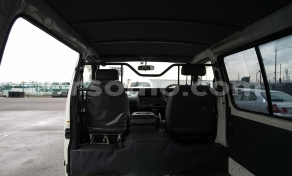 اشتري مستعمل Toyota Hiace White سيارة في Maseru في Maseru اشتري مستعمل Toyota Hiace White سيارة في Maseru في Maseru