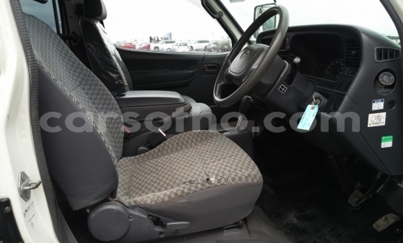 اشتري مستعمل Toyota Hiace White سيارة في Maseru في Maseru اشتري مستعمل Toyota Hiace White سيارة في Maseru في Maseru