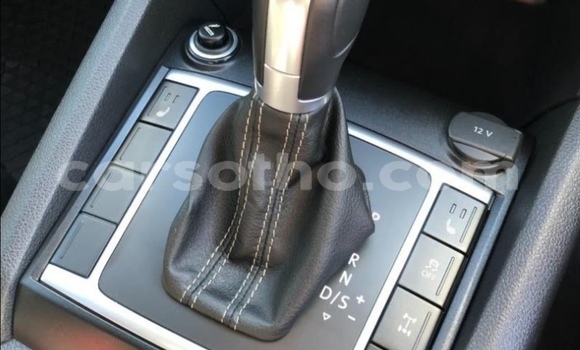 Acheter Occasion Voiture Volkswagen Amarok Bleu à Butha–Buthe, Thaba-Tseka Acheter Occasion Voiture Volkswagen Amarok Bleu à Butha–Buthe, Thaba-Tseka