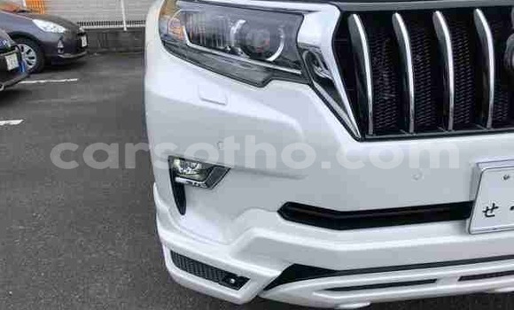 اشتري مستعمل Toyota Land Cruiser Prado White سيارة في Butha–Buthe في Thaba-Tseka اشتري مستعمل Toyota Land Cruiser Prado White سيارة في Butha–Buthe في Thaba-Tseka