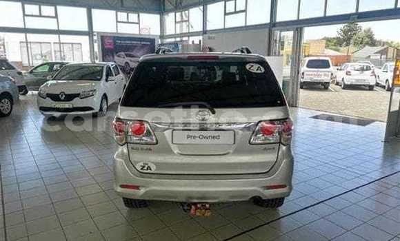 Buy Used Toyota Fortuner Silver Car in Maseru in Maseru Buy Used Toyota Fortuner Silver Car in Maseru in Maseru