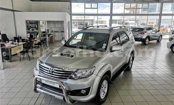 Buy Used Toyota Fortuner Silver Car in Maseru in Maseru Buy Used Toyota Fortuner Silver Car in Maseru in Maseru