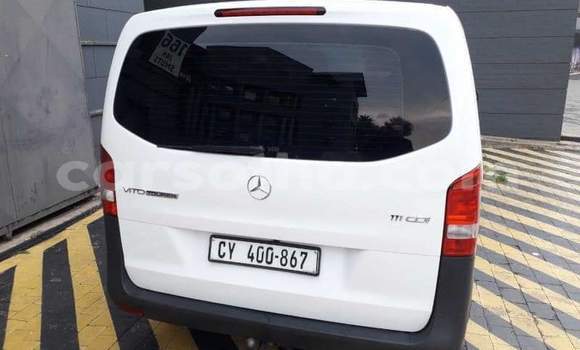 Sayi Na hannu Mercedes-Benz Vito White Mota in Peka a Leribe Sayi Na hannu Mercedes-Benz Vito White Mota in Peka a Leribe
