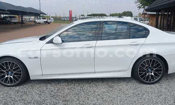 اشتري مستعمل BMW 5–Series White سيارة في Butha–Buthe في Thaba-Tseka اشتري مستعمل BMW 5–Series White سيارة في Butha–Buthe في Thaba-Tseka