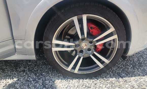 Acheter Occasion Voiture Porsche Carrera GT Gris à Butha–Buthe, Thaba-Tseka Acheter Occasion Voiture Porsche Carrera GT Gris à Butha–Buthe, Thaba-Tseka