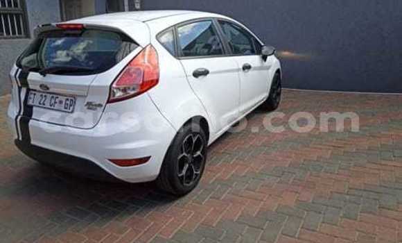 Buy Used Ford Fiesta White Car in Thaba–Tseka in Mafeteng Buy Used Ford Fiesta White Car in Thaba–Tseka in Mafeteng