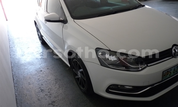 Acheter Occasion Voiture Volkswagen Polo Blanc à Mokhotlong, Berea Acheter Occasion Voiture Volkswagen Polo Blanc à Mokhotlong, Berea