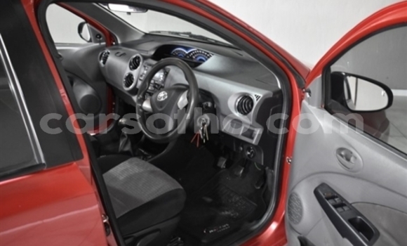 Sayi Na hannu Toyota Etios Red Mota in Maseru a Maseru Sayi Na hannu Toyota Etios Red Mota in Maseru a Maseru