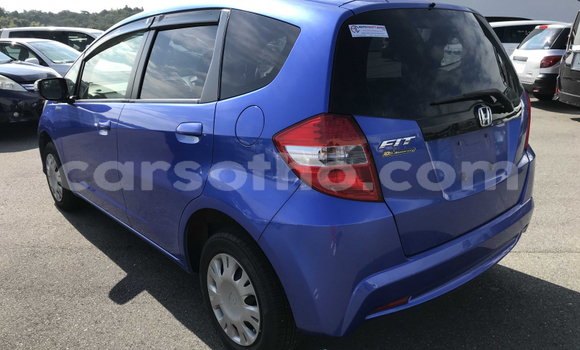 اشتري مستعمل Honda FIT Blue سيارة في Maseru في Maseru اشتري مستعمل Honda FIT Blue سيارة في Maseru في Maseru