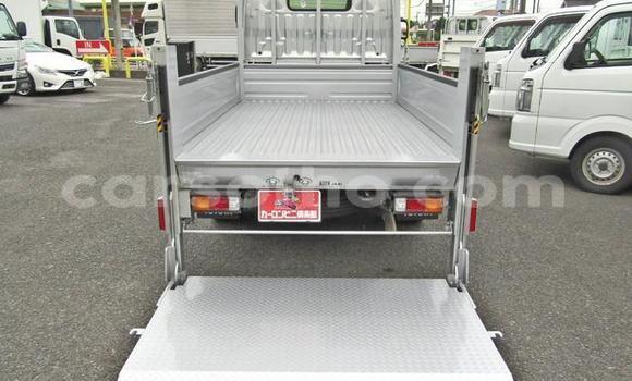 اشتري مستعمل Toyota Dyna Other شاحنة في Maseru في Maseru اشتري مستعمل Toyota Dyna Other شاحنة في Maseru في Maseru