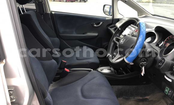 اشتري مستعمل Honda FIT Silver سيارة في Maseru في Maseru اشتري مستعمل Honda FIT Silver سيارة في Maseru في Maseru