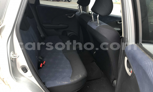 اشتري مستعمل Honda FIT Silver سيارة في Maseru في Maseru اشتري مستعمل Honda FIT Silver سيارة في Maseru في Maseru