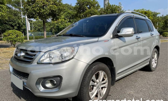 Buy Used Haval H6 Silver Car in Hlotse in Leribe Buy Used Haval H6 Silver Car in Hlotse in Leribe